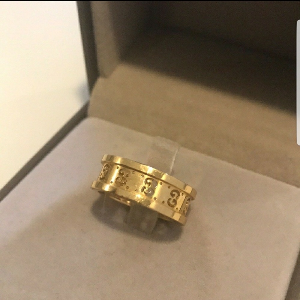 Gucci Gold Ring